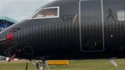 طائرة رونالدو تغادر السعودية إلى مدريد مرورًا بمصر بسبب “الوضع الراهن”