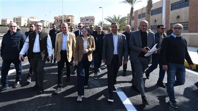 وزيرة الإسكان تتفقد محطة المياه الرئيسية وتتابع تطوير وصيانة الطرق بالمدينة