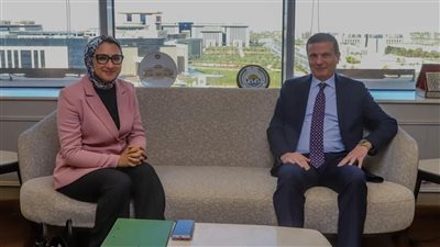 وزير الزراعة يبحث مع محافظ الوادي الجديد سبل تعزيز التنمية الزراعية الشاملة والتوسع في زراعة المحاصيل الاستراتيجية