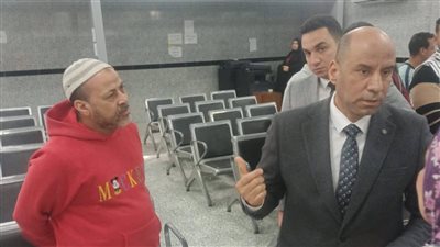 وزير العمل يوجّه بسرعة إعداد تطبيق إلكتروني لحجز مواعيد توثيق عقود العمل بالخارج..