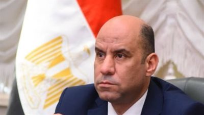 وزير العمل يلتقي ممثلي شركات توصيل الطلبات