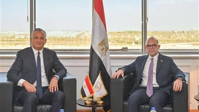 مصر والمغرب تبحثان ترفيع العلاقات إلى شراكات استثمارية استراتيجية بنهج 