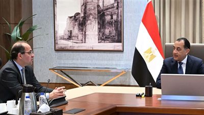 مدبولي يستعرض مع وزير المالية نتائج اجتماعات صندوق النقد والبنك الدوليين بواشنطن