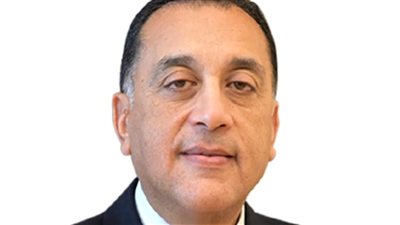 مدبولي يهنئ الرئيس السيسي بذكرى عيد تحرير سيناء ويؤكد استمرار خطط التنمية الشاملة