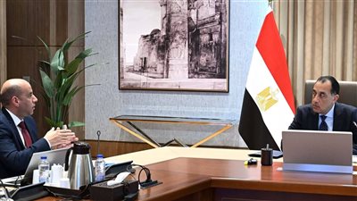 مدبولي يتابع توفير 1.5 مليون فرصة عمل  حتى 2030