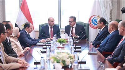 الصحة والعمل والمجلس الصحي يوقعون بروتوكولًا لتكامل الخدمات وتطوير التدريب المهني