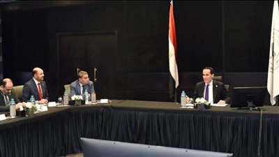 محمد عوض يوجه بتعزيز المسئولية المجتمعية ودعم المستثمرين