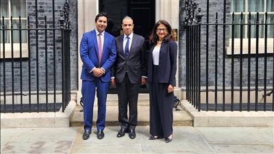 وزير الخارجية يلتقي مع مستشارى رئيس الوزراء البريطاني للشئون الاقتصادية والتجارة والاستثمار