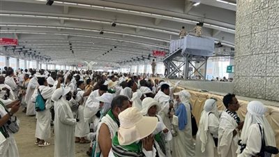 بدء الجسر الجوي لإعادة حجاج القرعة