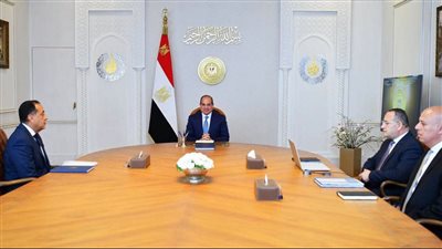 السيسي يوجه بتحويل مصر إلى مركز إقليمي للتعليم العالي وربط البحث العلمي بالصناعة