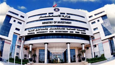 رئيس هيئة الاستثمار يتفقد مركز خدمات المستثمرين والمنطقة الح    