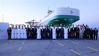 وزير النقل يشهد التشغيل التجريبي لمحطة سفاجا متعددة الأغراض الجديدة