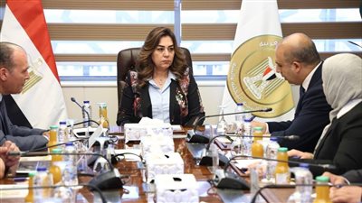 وزيرة التنمية المحلية والبيئة تتابع تنفيذ مشروع مصرف كيتشنر بالمحافظات الثلاث المعنية