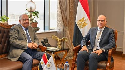 الري والكهرباء تبحثان التوسع بالطاقة الشمسية لدعم التحول الأخضر والاستدامة الوطنية