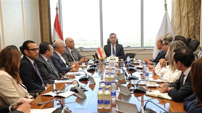 التموين تبحث مع كازيون وجهاز المشروعات     