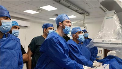 نجاح أول كي للعصب الكلوي بمستشفيات الرعاية الصحية لعلاج ضغط الدم المقاوم للأدوية
