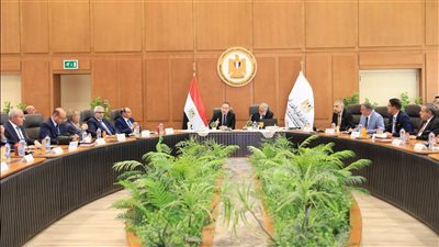 “قنصوة” العالي يؤكد تعزيز تنافسية الجامعات الأهلية وتوسيع شراكاتها الدولية وخدمة المجتمع المستدامة