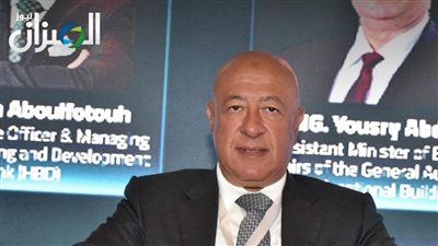 أبو الفتوح: القطاع المصرفي يدعم الاستثمار في التعليم عبر الت
