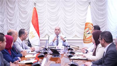 وزير العمل يتابع الاستعدادات النهائية لإطلاق منصة العمل الرقمية