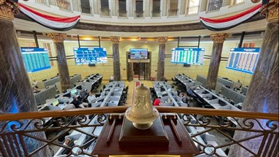 البورصة المصرية تواصل صعودها.. المؤشر الرئيسي EGX30 يتجاوز حاجز 52,800 نقطة بنمو 0.56%