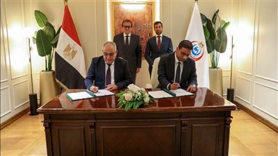 وزير الصحة يشهد توقيع بروتوكول تعاون مع «روش إيجيبت» لميكنة منظومة الرمد