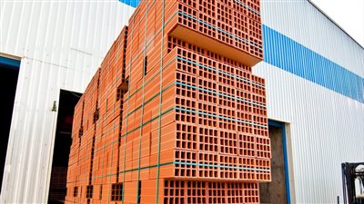 صادرات مواد البناء تقفز 36% إلى 14.9 مليار دولار خلال 2025