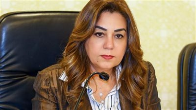 منال عوض تحيل مسؤولين للتحقيق بعد رصد مخالفات بحيي باب الشعرية وطنطا