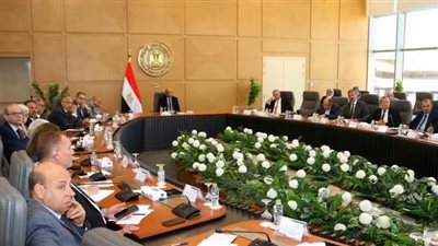 “محمود عصمت ” يتابع خطة رفع كفاءة الطاقة وتشديد الرقابة على الأجهزة الكهربائية