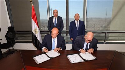 النقل والطيران يوقعان بروتوكولًا لتطوير وصيانة المطارات ورفع كفاءة البنية التحتية والخدمات المتكاملة