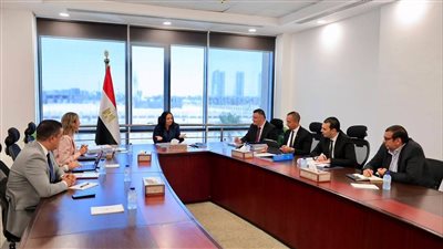 مايا مرسي توجه بمنح دراسية لأوائل الثانوية من ذوي الإعاقة