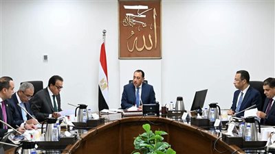 رئيس الوزراء يتابع ميكنة منظومة التأمين الصحي الشامل