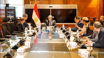 وزير التخطيط والتنمية الاقتصادية ورئيس 