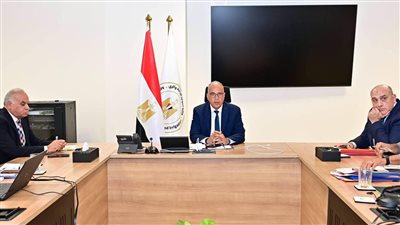 «الري» تتجه لتعميم التراخيص الإلكترونية للآبار الجوفية وتشغيلها بالطاقة الشمسية