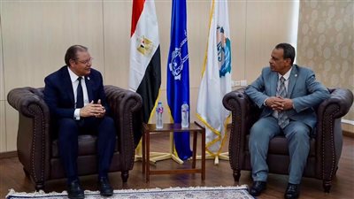 رئيس «جهار» ومحافظ أسوان يبحثان تحديات التأمين الصحي الشامل بعد عام من انطلاقه
