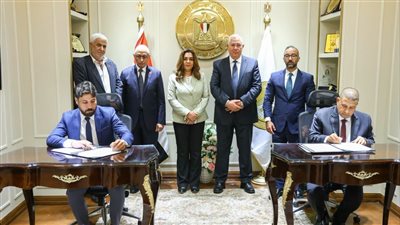 عقدان جديدان لتطوير منظومة المخلفات ورفع كفاءة النظافة بمدينة العريش بشمال سيناء