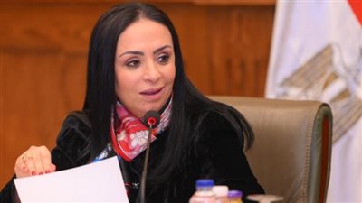 وزيرة التضامن تبحث تعزيز آداء وتطوير الخدمات المصرفية لـ 