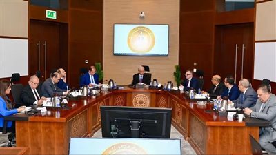 الحكومة تستعد لتطبيق موازنة البرامج والأداء تجريبيًا مع بداي