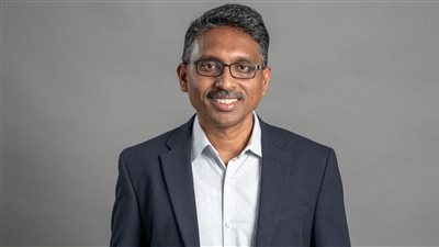 «زوهو» تزود منصة Catalyst بوكلاء الذكاء الاصطناعي لتحويل الأ    