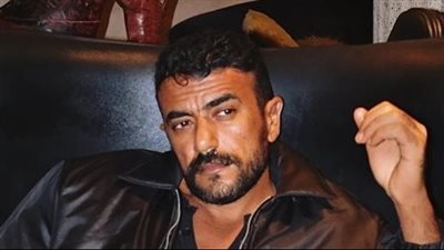أحمد العوضي يوضح تصريحاته عن ياسمين عبد العزيز: «أكن لها كل 