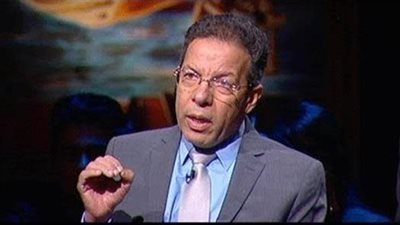 نقيب الأطباء: قبول طالب بمجموع 50% في كلية الطب «ظلم»
